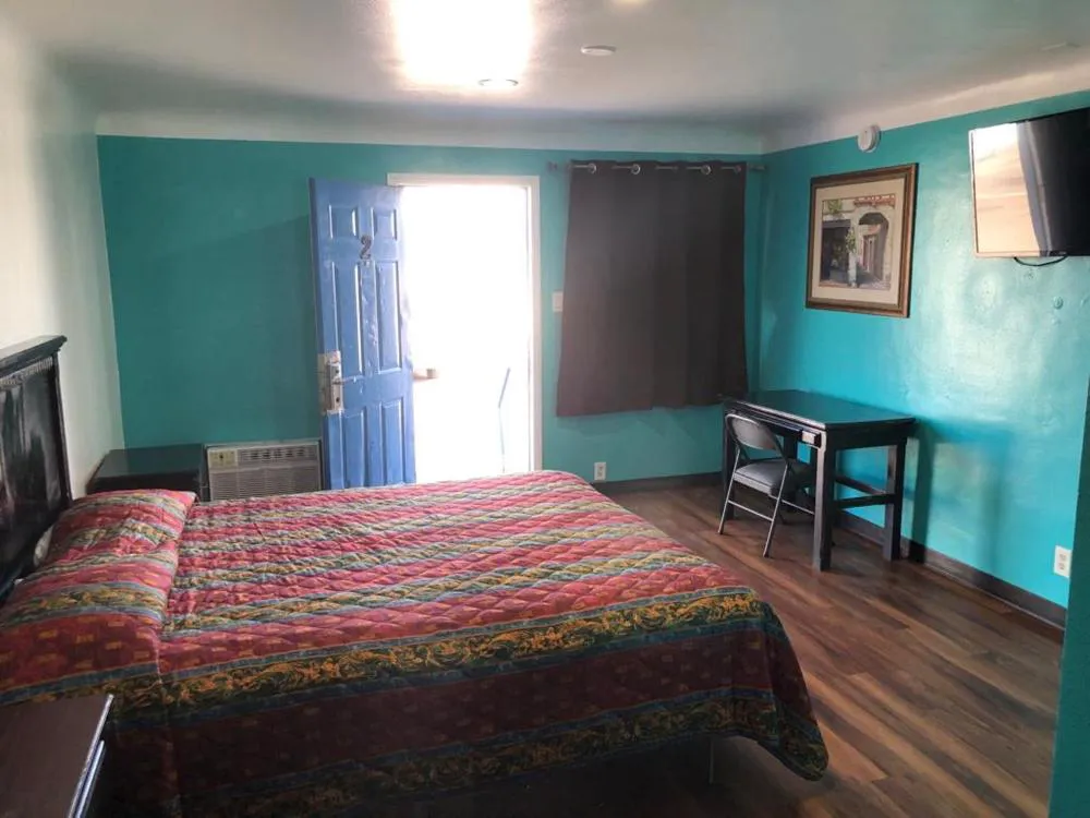 Star Motel hotel hero