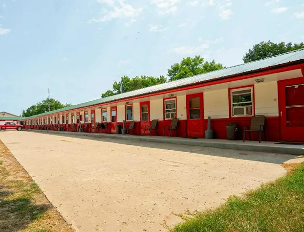 OYO Hotel Lamberton Hwy 14 hotel detail image 2