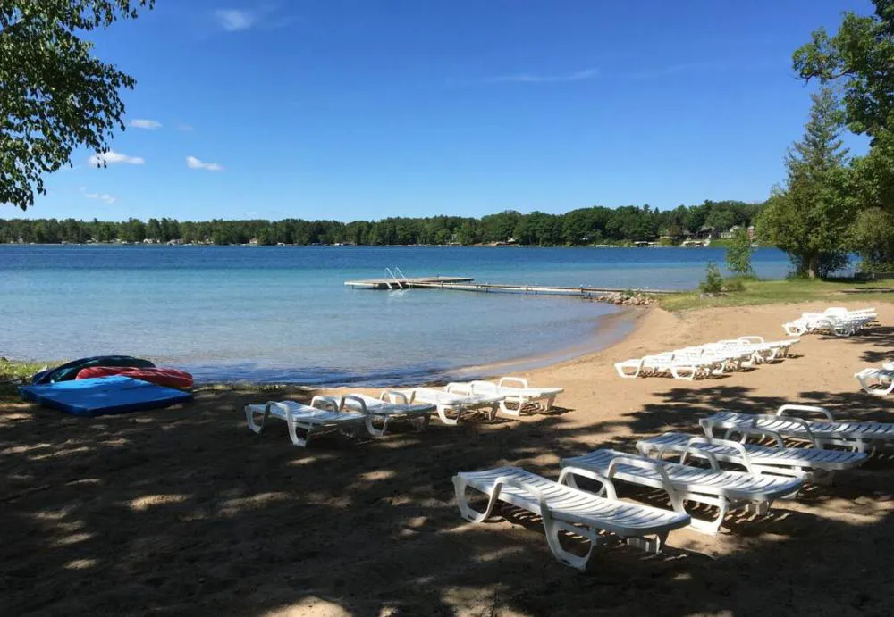 White Birch Lodge hotel hero