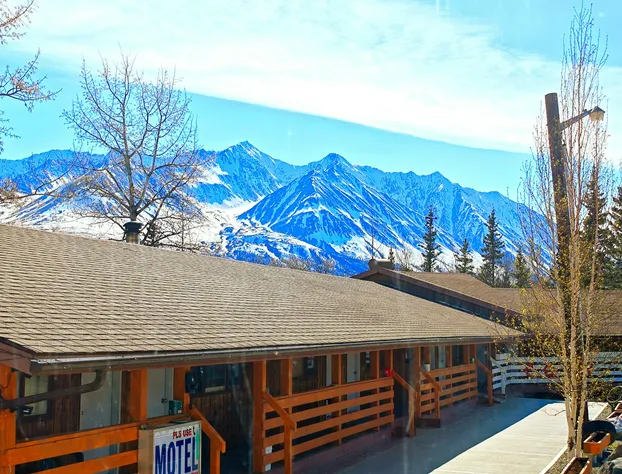 Cozy Corner Motel & Restaurant hotel detail image 2