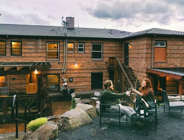 Inn of the White Salmon hotel detail image 1