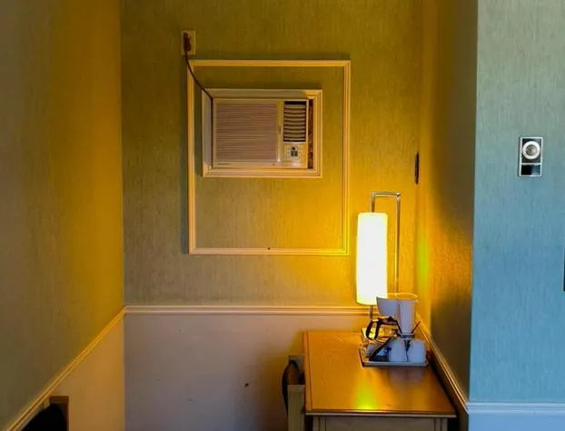 Adams Motel hotel detail image 3