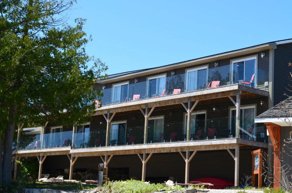 Big Tub Resort & Marina hotel hero