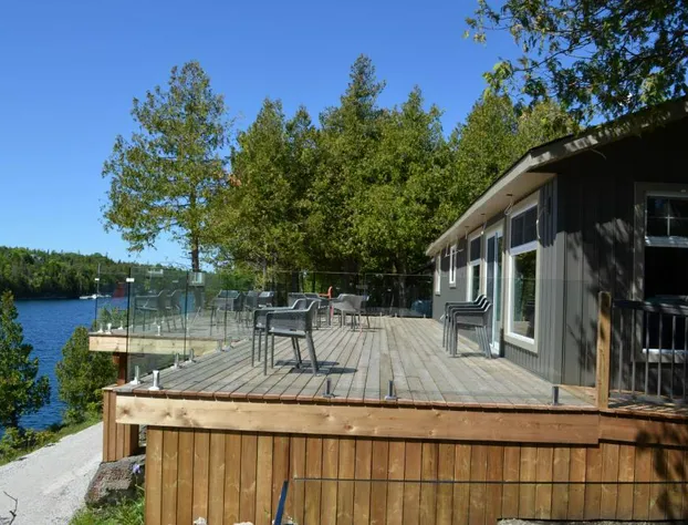 Big Tub Resort & Marina hotel detail image 2