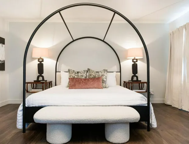 Inn of Chagrin hotel detail image 3