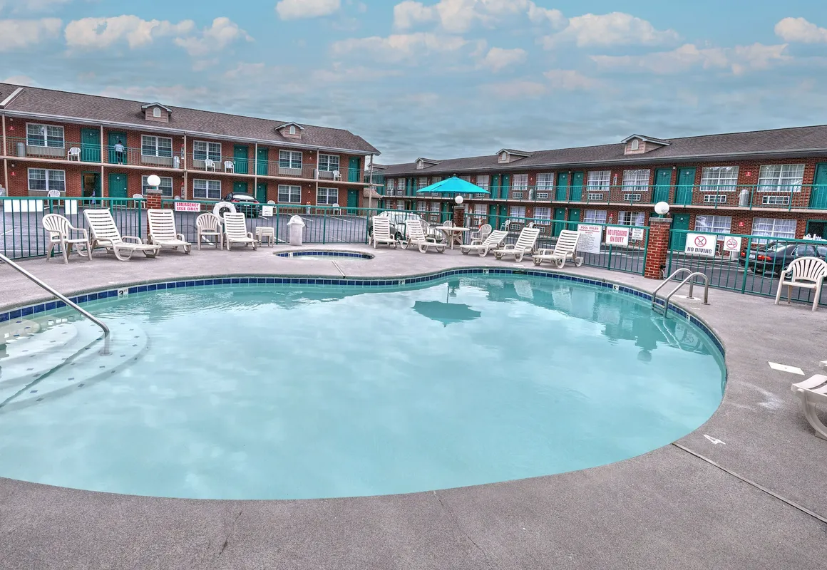 Mountain Aire Inn Sevierville/Pigeon Forge hotel hero