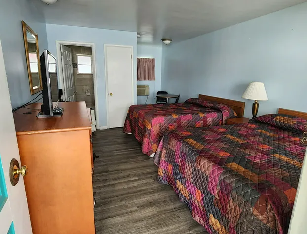 Riviera Motel Erie hotel detail image 4