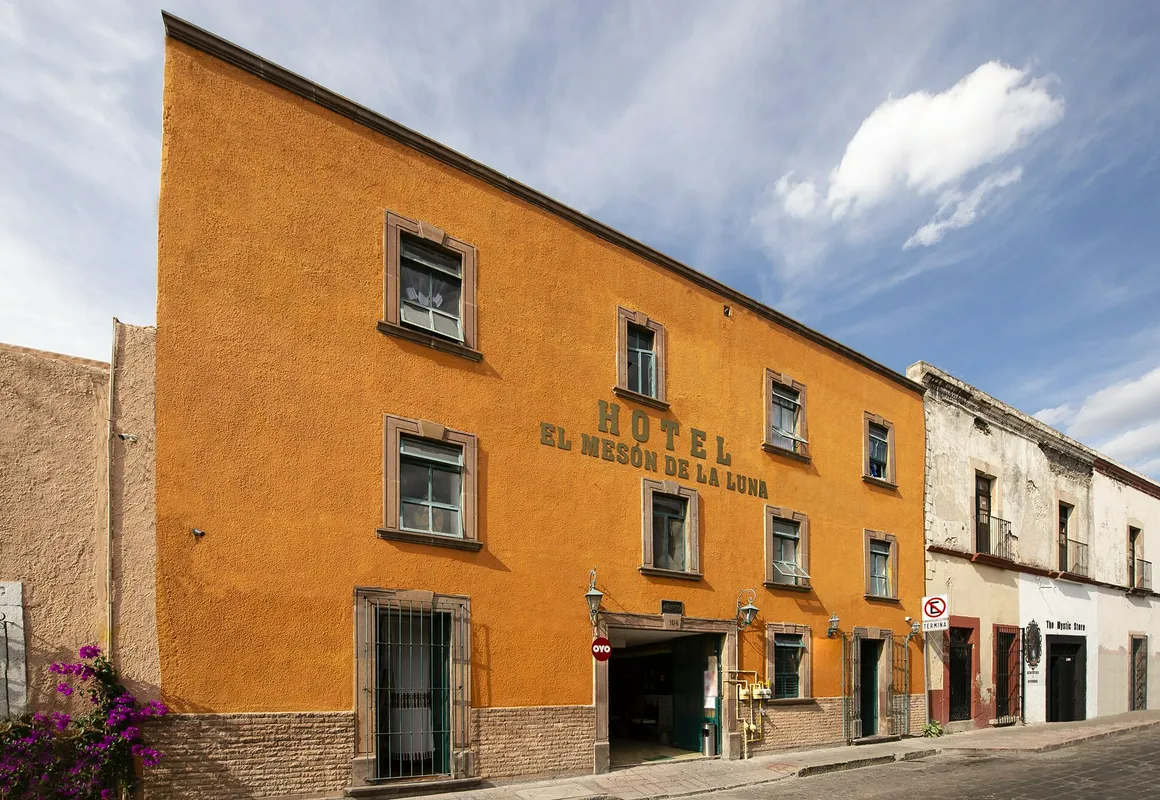 Hotel El Meson De La Luna hotel hero