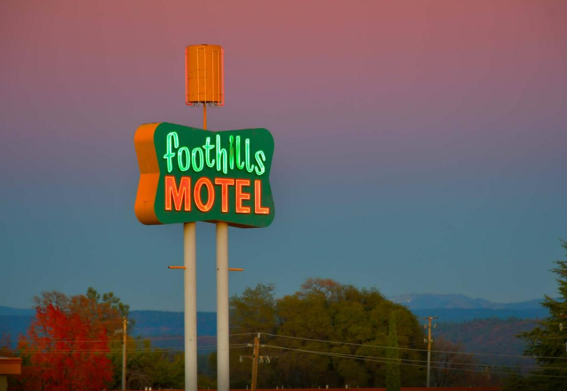 The Foothills Motel hotel hero