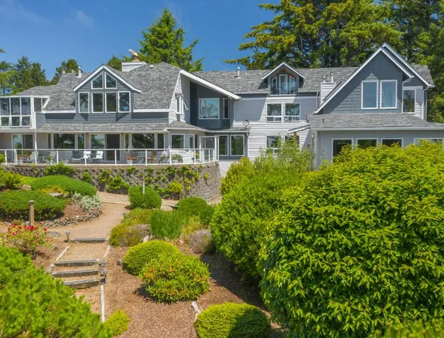 Ocean House hotel detail image 2