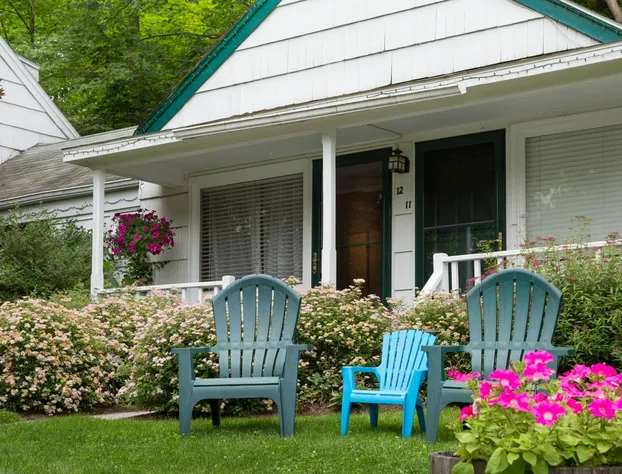 The Woodstock Inn on the Millstream hotel detail image 3