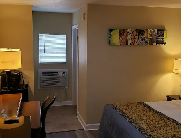 Regency Inn hotel detail image 4