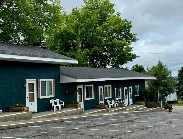 Maple Ridge Motel hotel detail image 1