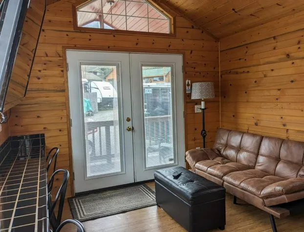 Bridge of The Gods hotel detail image 1