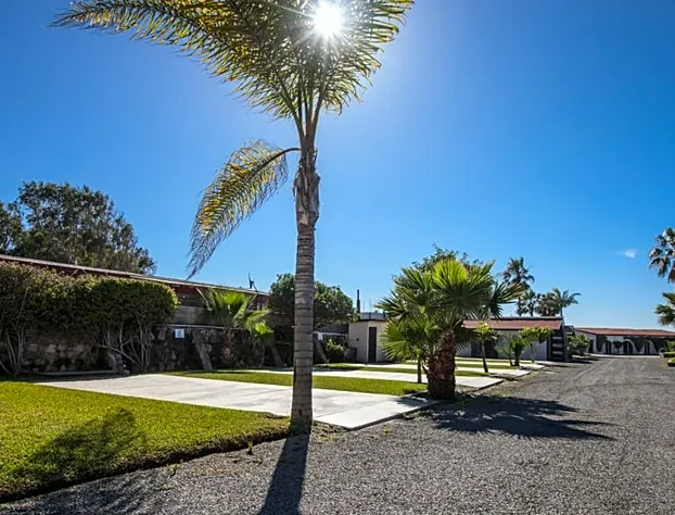 California Trailer Park & Hotel hotel detail image 4