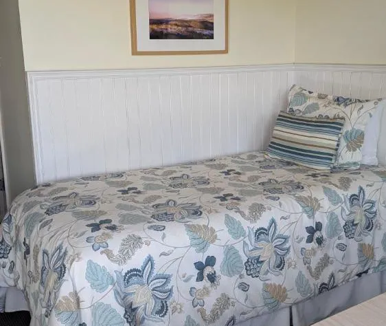 Tomales Bay Resort and Marina hotel detail image 2