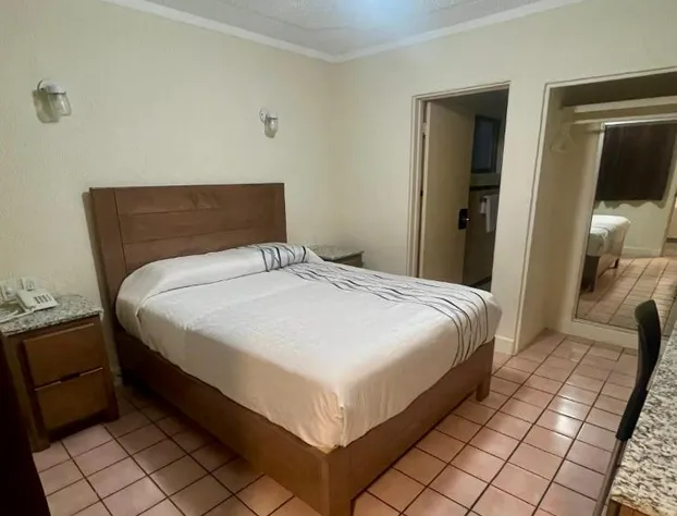 Hotel León hotel detail image 4