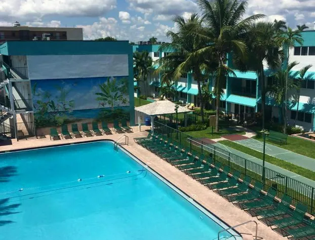 Surf Rider Resort hotel detail image 4