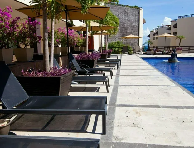 Aldea Thai Oceanview Penthouses hotel detail image 1