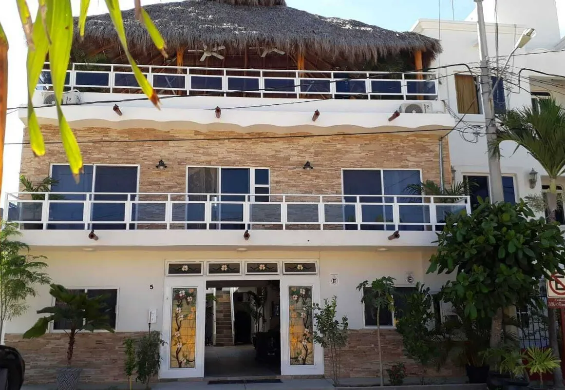 Vayor Hotel & Suites hotel hero