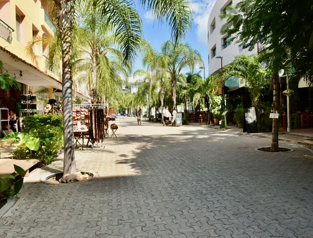 Kuxtal Condos by Select hotel detail image 2