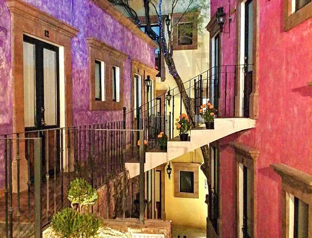 El Mesón del Quijote hotel detail image 3