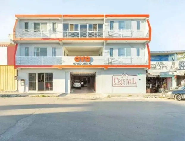 OYO Hotel Cristal hotel detail image 2