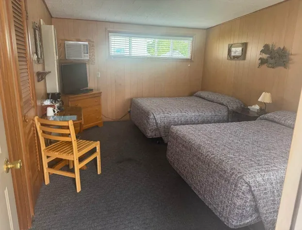 Blue Spruce Motel hotel detail image 3