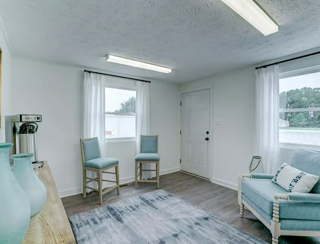 Dockside Inn hotel detail image 3