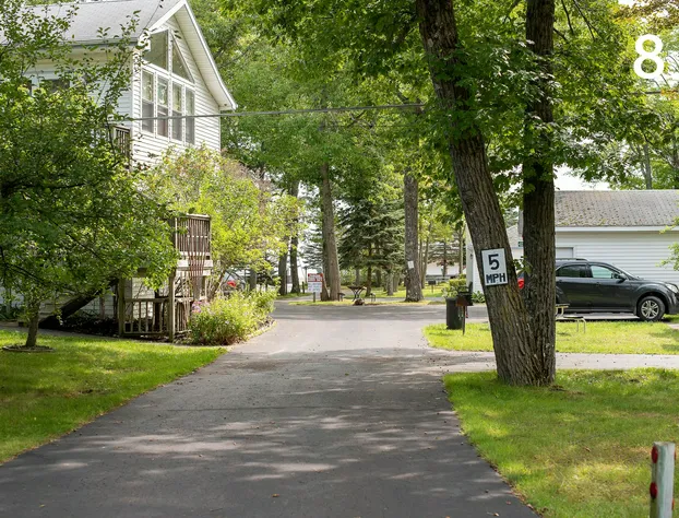 Stephan's R&R Resort hotel detail image 1