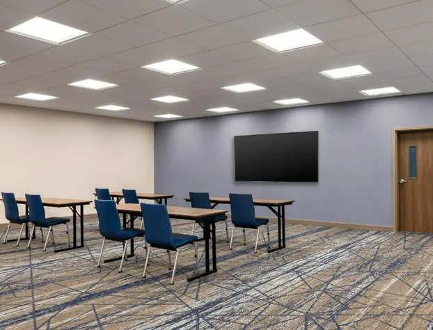 Holiday Inn Express & Suites Pittsfield - Berkshires by IHG hotel detail image 1