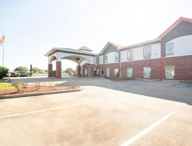 OYO Townhouse Clute Lake Jackson hotel detail image 2