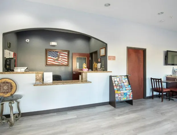 OYO Townhouse Clute Lake Jackson hotel detail image 3