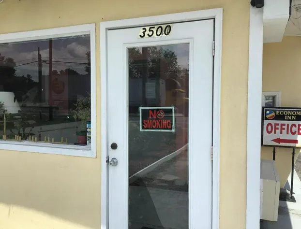 Economy Inn hotel detail image 3