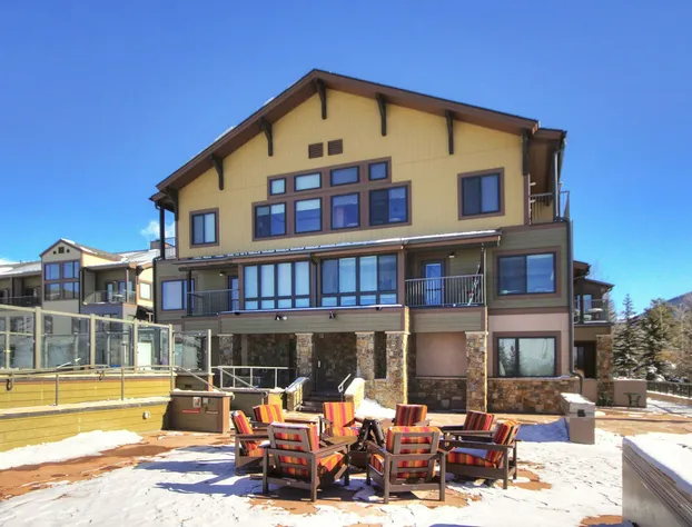 2796 Slopeside 2 Bedroom Condo by RedAwning hotel detail image 2