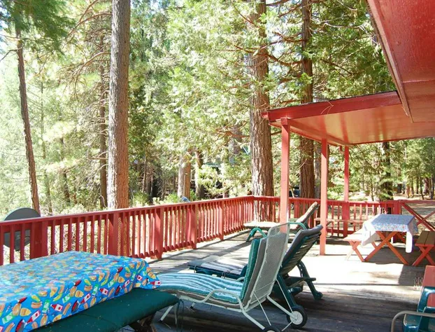 3N Lockwood Lodge hotel detail image 1