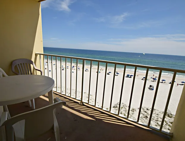 Island Shores hotel detail image 2