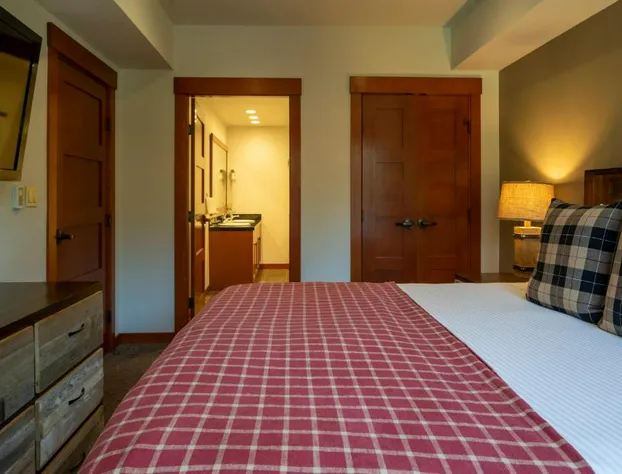 The Village Lodge hotel detail image 4