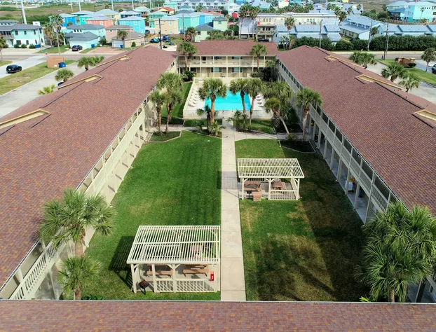 Courtyard #127 1 Bedroom Condo By Redawning hotel detail image 3