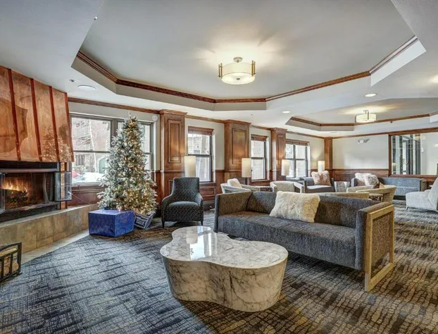 River Mtn Lodge E215D hotel detail image 1