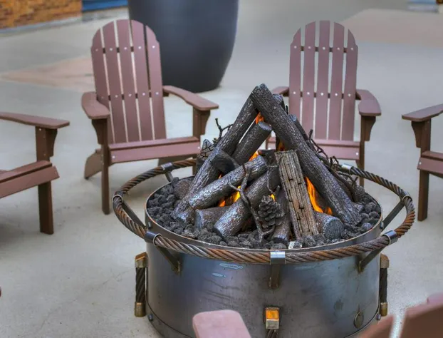 River Mtn Lodge E215D hotel detail image 3