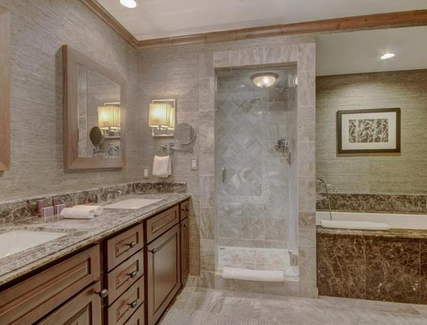 Luxury 2BR+Den Ritz-Carlton Residence by RedAwning - Save 20% on 7+ Nights! hotel detail image 4