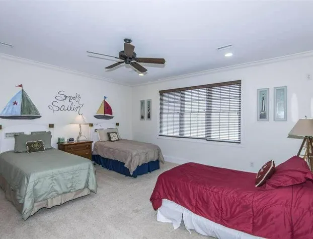 Four Seasons hotel detail image 2