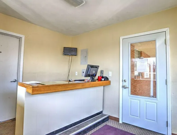 Windsor Crossroads Motel hotel detail image 3