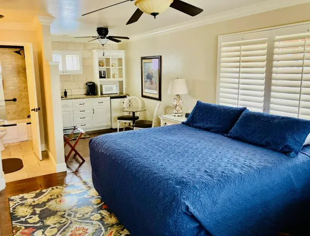 Beachcomber Inn hotel detail image 1