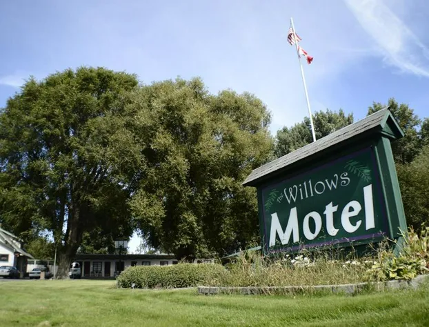 The Willows Motel hotel detail image 2