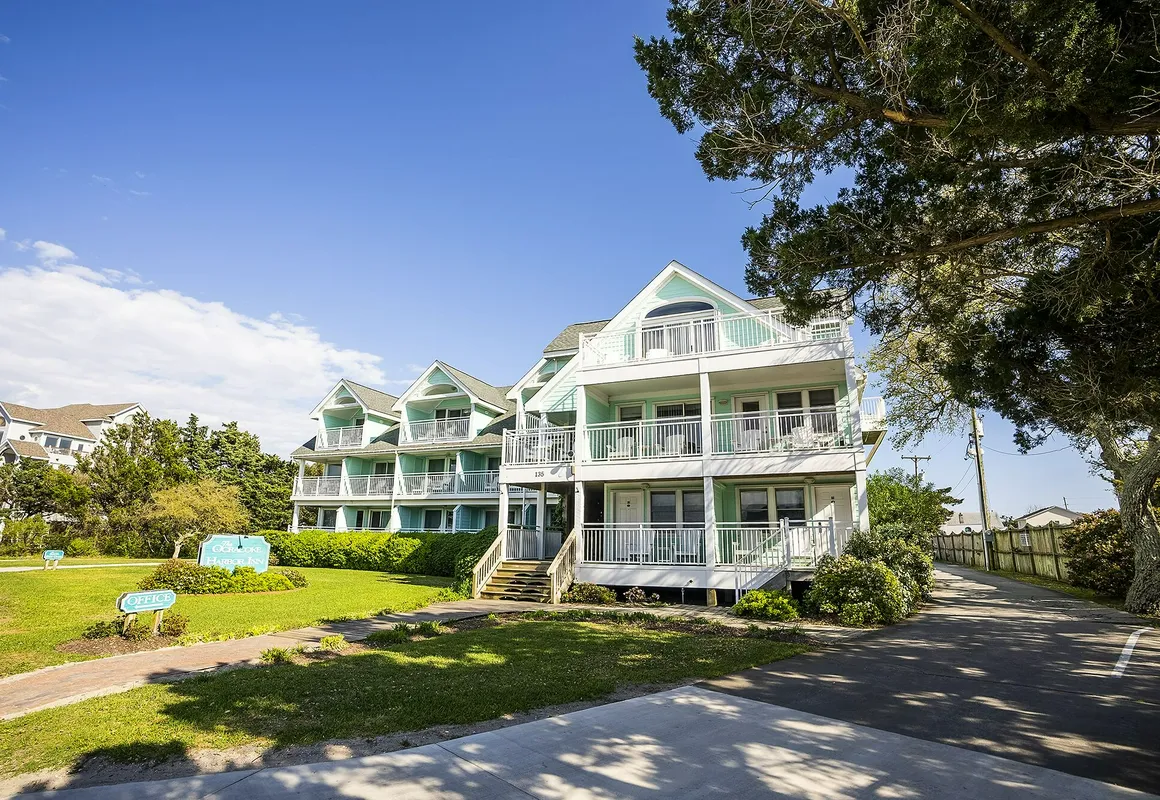 Ocracoke Harbor Inn hotel hero