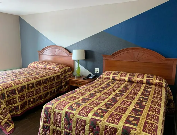 Royal Inn & Suites hotel detail image 3