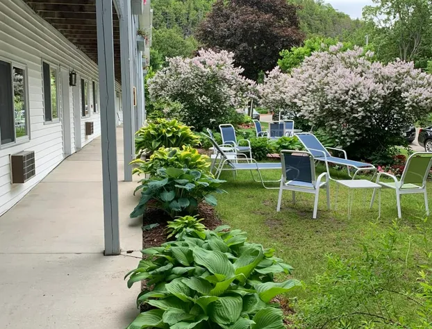 Main Street Motel hotel detail image 4