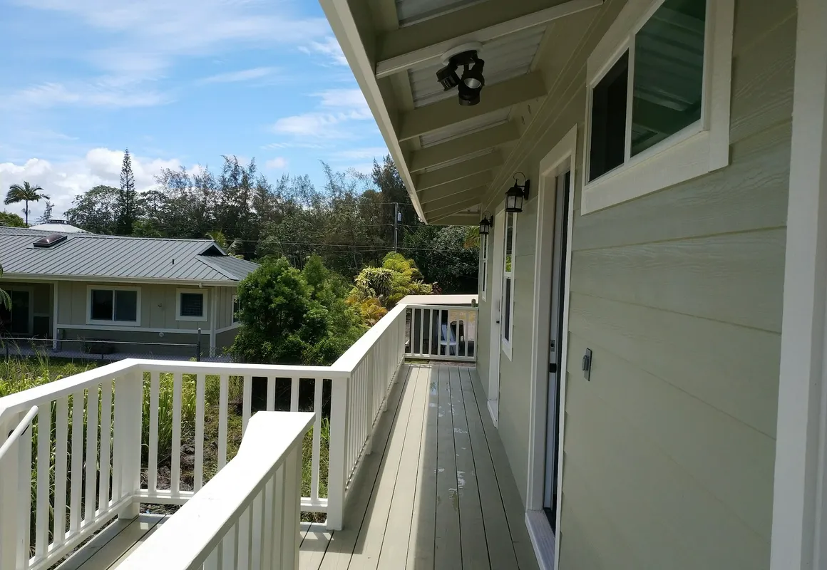 Ocean Breeze Inn hotel hero